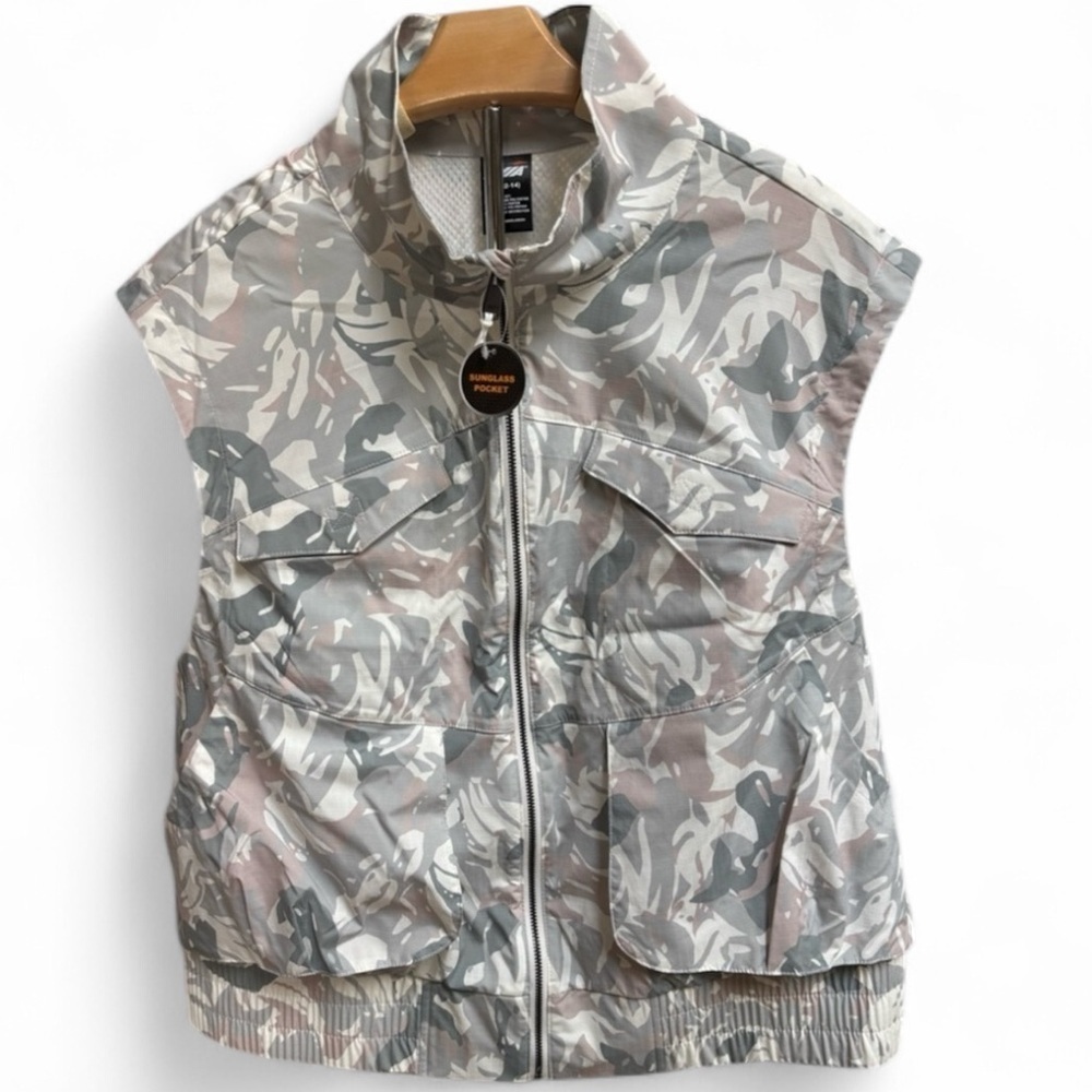 AVIA Gray and White Camouflage Utility Cargo Trail Vest Lightweight SZ Large NWT